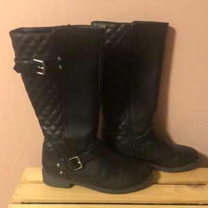 Kohl’s SO Brand Girls Size 5 Med Black Boots